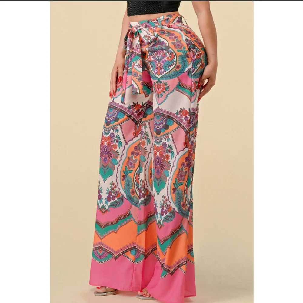 Mujer Rosa - Picture 3 of 4